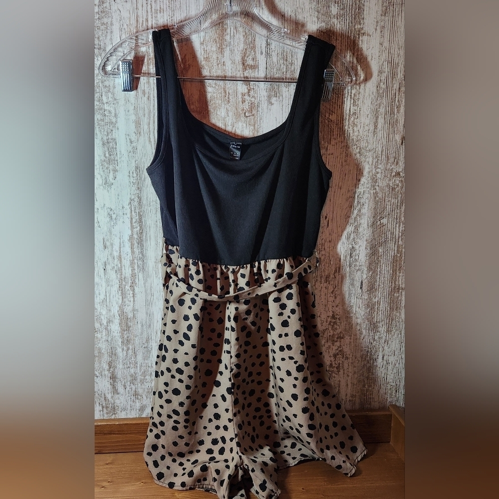 SHEIN Black and Tan Animal Print Design Tank Top Jumpsuit Romper Sleeveless Sz L